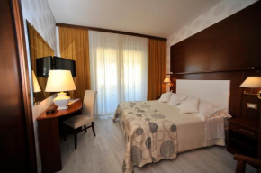 Отель Hotel Corallo  Бибионе